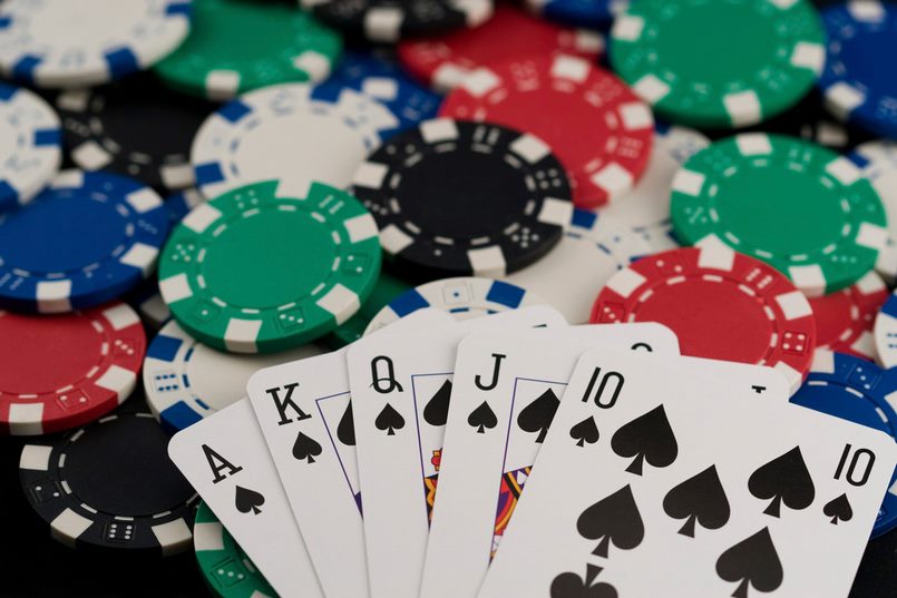 Thuật ngữ trên bàn chơi game poker