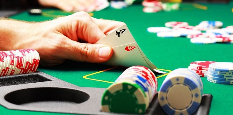 Hành động người chơi trong game poker